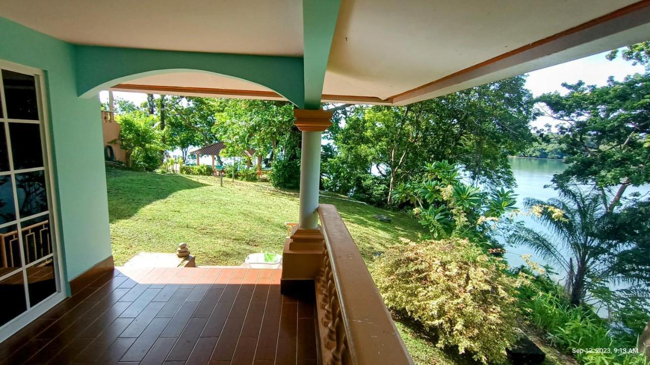 Villas At Gone Fishing Panama Resort 보카 치카 외부 사진